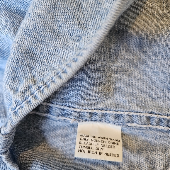 Levi's vintage women/men shirt, L pearl buttons light stone wash western rodeo - Picture 4 of 12